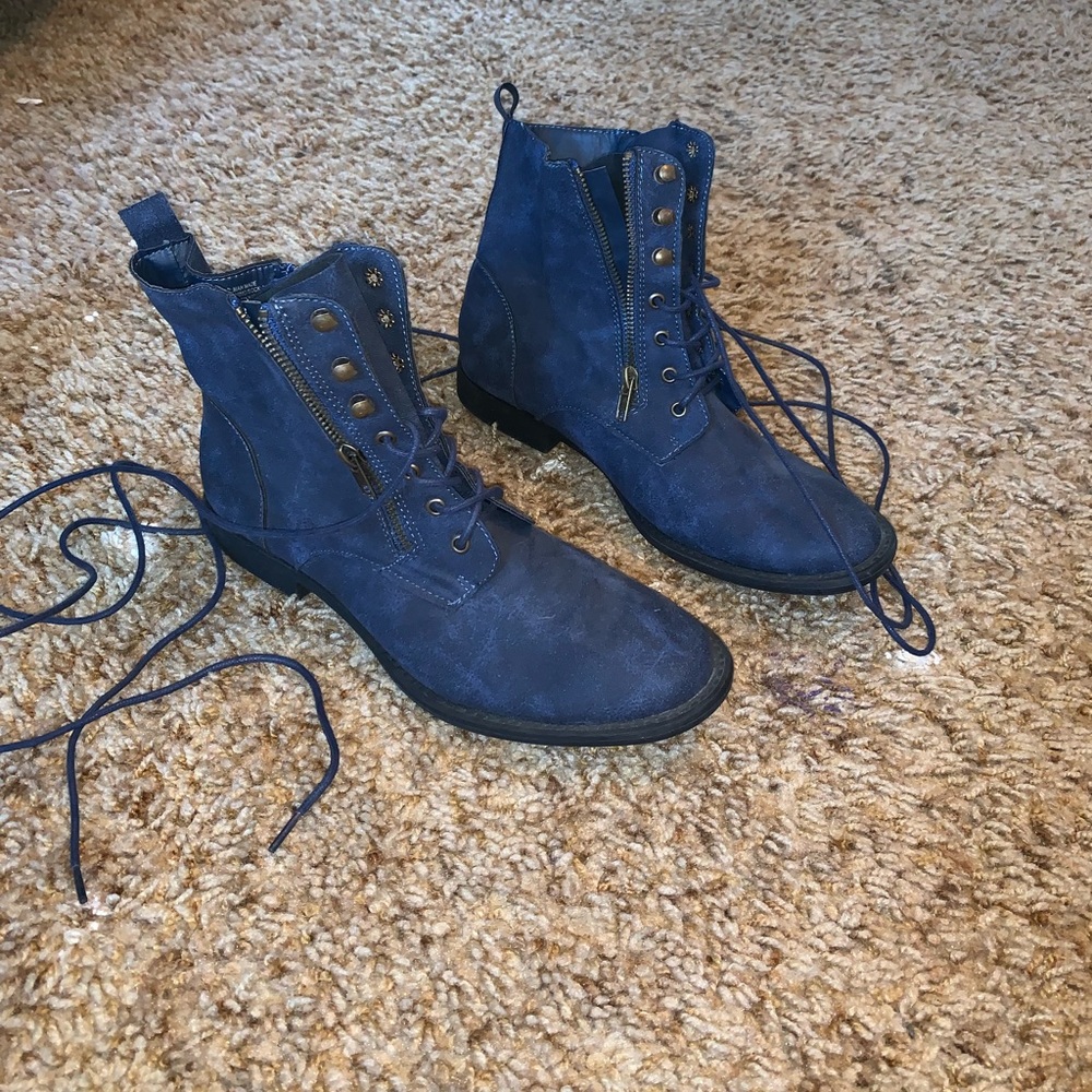 JUST FAB tie up boots